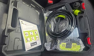 pt-561ab6826427-w300.jpg
