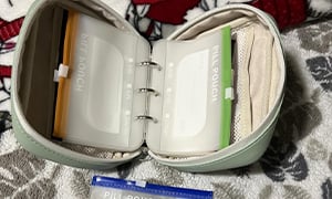pt-75569be9b30c-w300.jpg